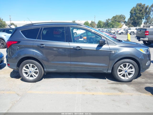 2019 FORD ESCAPE SEL 14