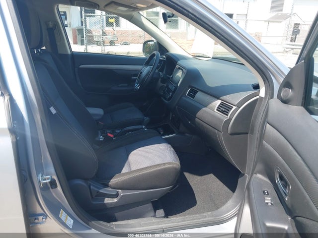 2017 MITSUBISHI OUTLANDER SE 5
