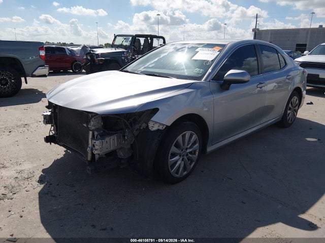 2019 TOYOTA CAMRY LE 2