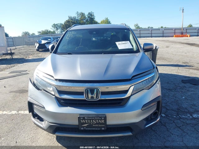2021 HONDA PILOT AWD TOURING 8 PASSENGER 11