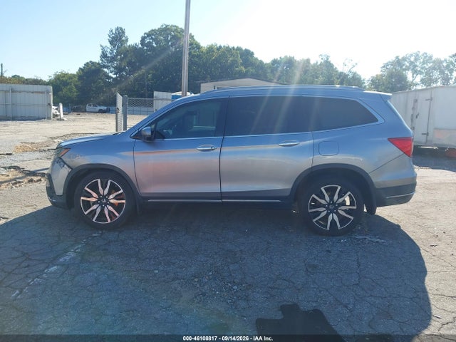 2021 HONDA PILOT AWD TOURING 8 PASSENGER 13