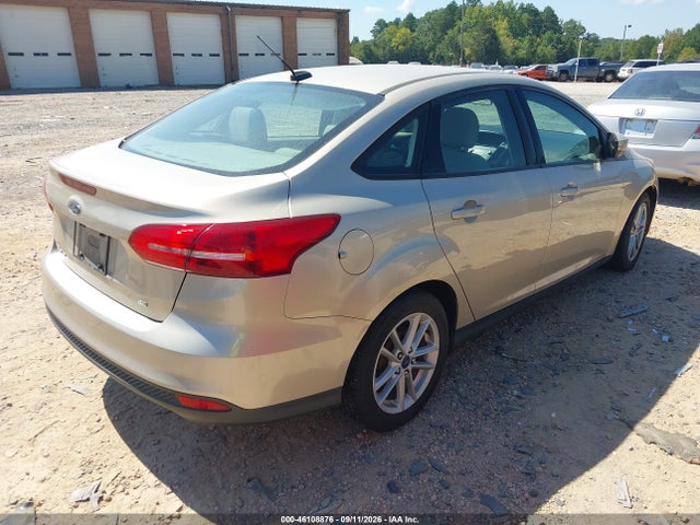 2017 FORD FOCUS SE 4