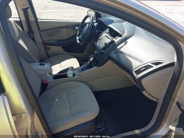 2017 FORD FOCUS SE 5