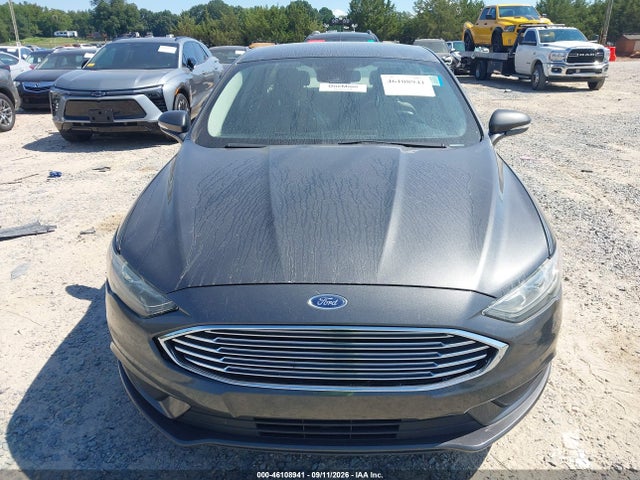 2018 FORD FUSION SE 12