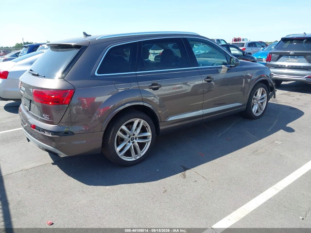 2017 AUDI Q7 3.0T PREMIUM 4