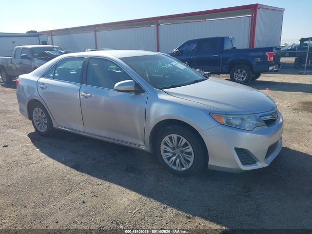 2014 TOYOTA CAMRY LE