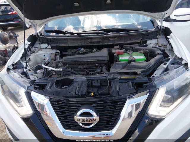 2017 NISSAN ROGUE SV 10