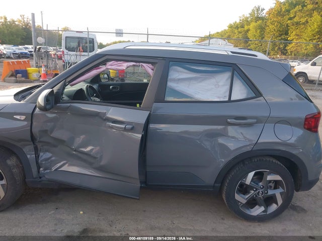 2021 HYUNDAI VENUE SEL 6