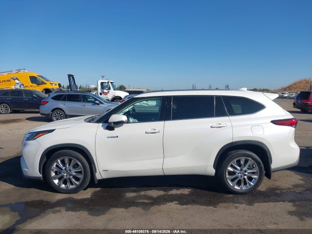 2020 TOYOTA HIGHLANDER HYBRID LIMITED 14