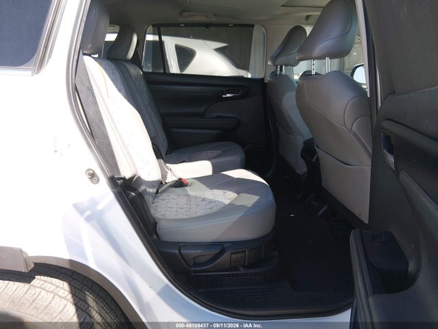 2022 TOYOTA HIGHLANDER HYBRID XLE BRONZE EDITION 8