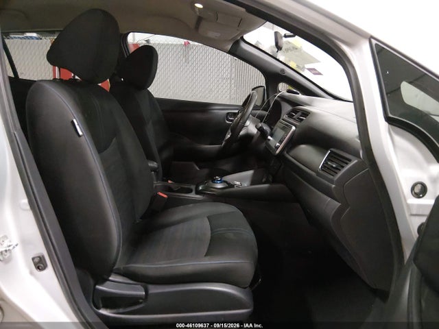 2018 NISSAN LEAF SV 5