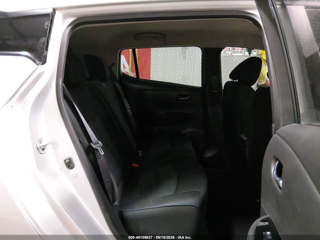 2018 NISSAN LEAF SV 8