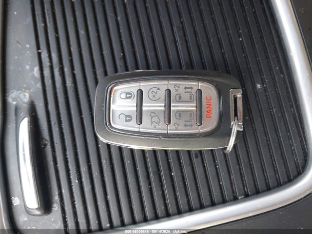 2021 CHRYSLER PACIFICA TOURING L 11