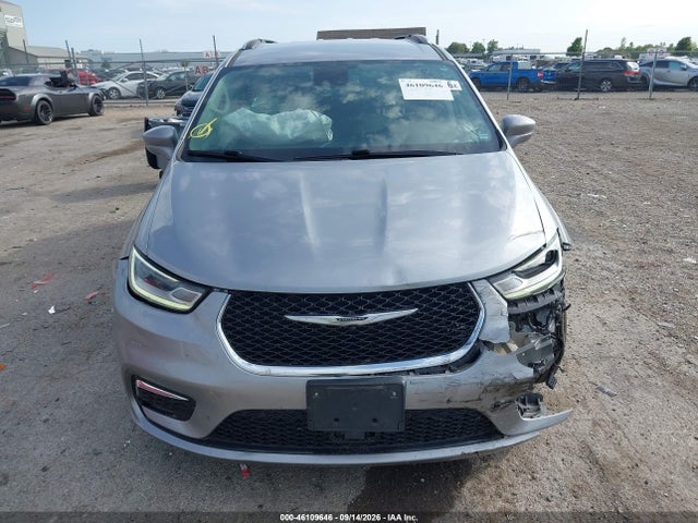2021 CHRYSLER PACIFICA TOURING L 12