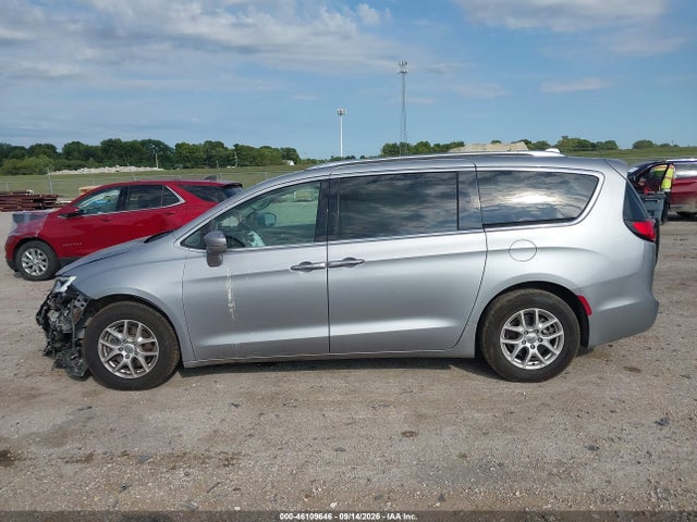 2021 CHRYSLER PACIFICA TOURING L 14