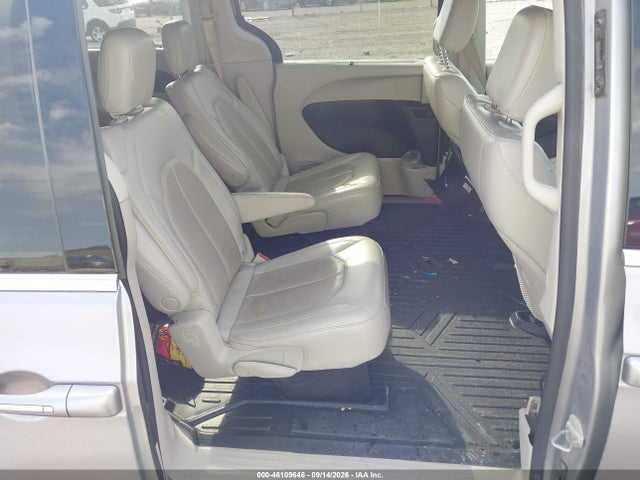 2021 CHRYSLER PACIFICA TOURING L 8