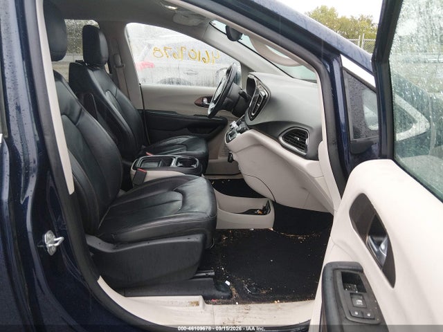 2017 CHRYSLER PACIFICA TOURING-L 5