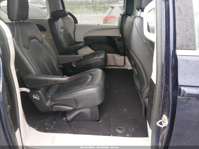 2017 CHRYSLER PACIFICA TOURING-L 8