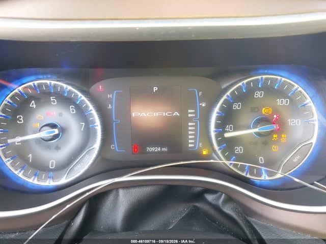 2019 CHRYSLER PACIFICA TOURING L 7