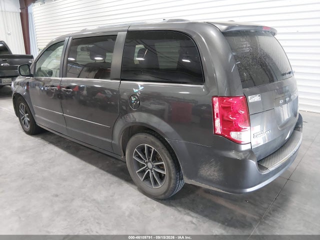 2017 DODGE GRAND CARAVAN SXT 3