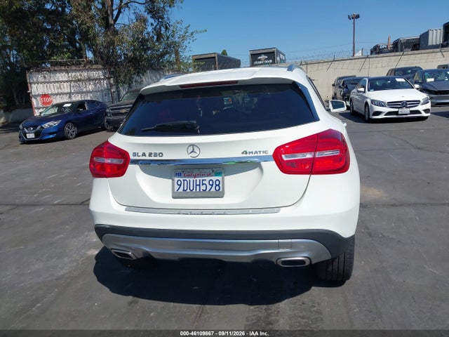 2017 MERCEDES-BENZ GLA 250 4MATIC 15