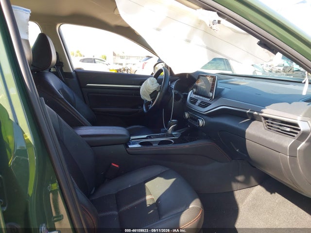 2025 NISSAN ALTIMA SR FWD 5