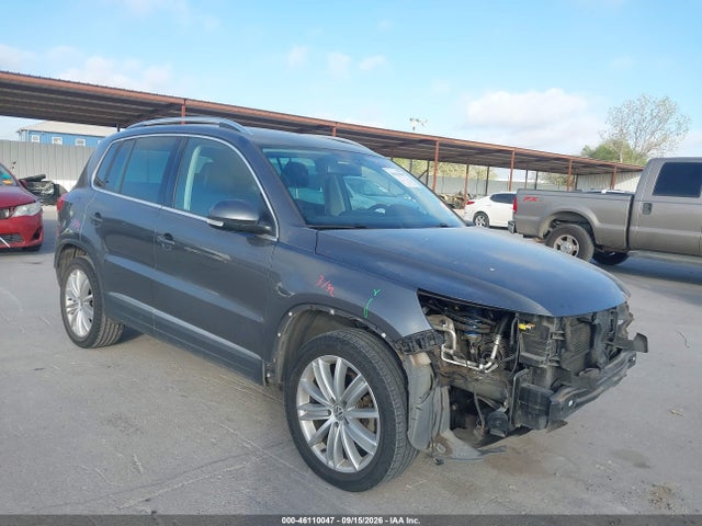 2016 VOLKSWAGEN TIGUAN SE