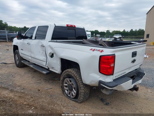 2017 CHEVROLET SILVERADO 3500HD HIGH COUNTRY 3