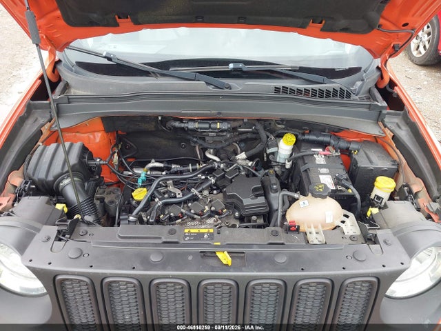 2018 JEEP RENEGADE LATITUDE FWD 10