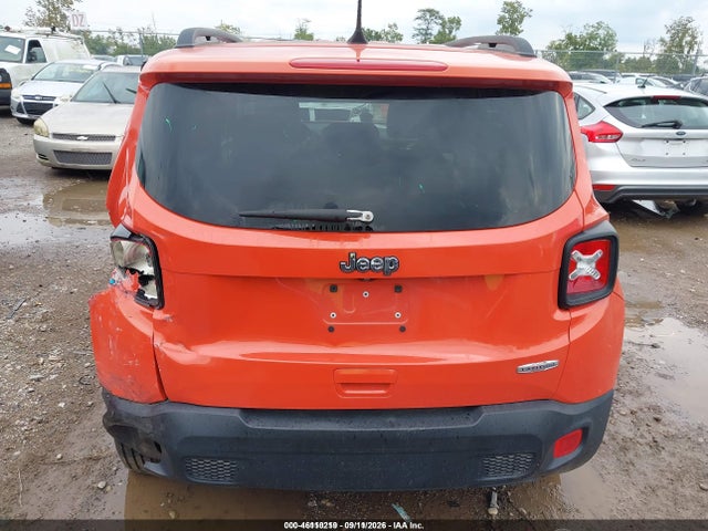 2018 JEEP RENEGADE LATITUDE FWD 15