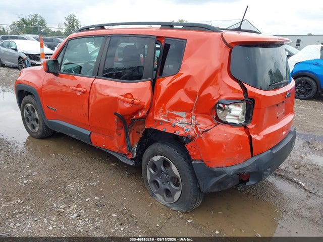 2018 JEEP RENEGADE LATITUDE FWD 3