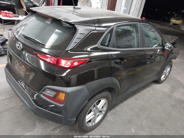 2021 HYUNDAI KONA SE 4