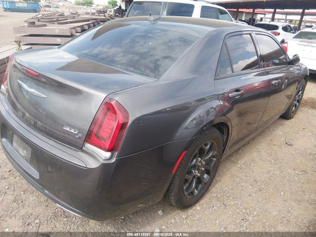 2019 CHRYSLER 300 300S AWD 4