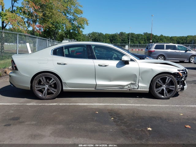 2019 VOLVO S60 T6 INSCRIPTION 13