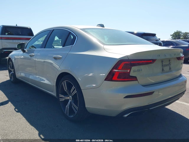 2019 VOLVO S60 T6 INSCRIPTION 3