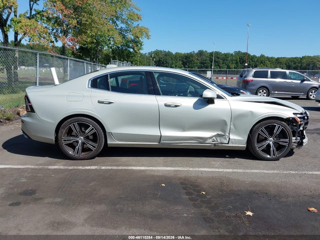 2019 VOLVO S60 T6 INSCRIPTION 6