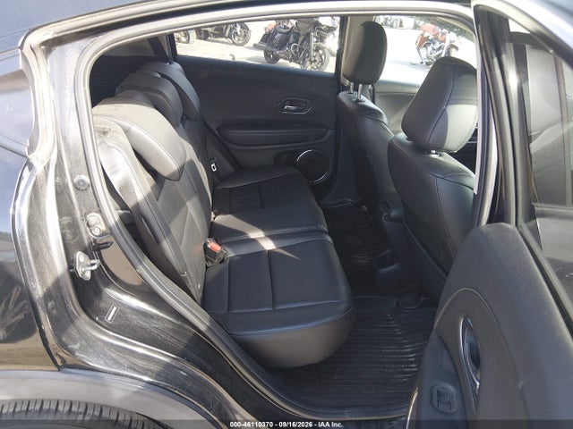 2017 HONDA HR-V EX-L 8