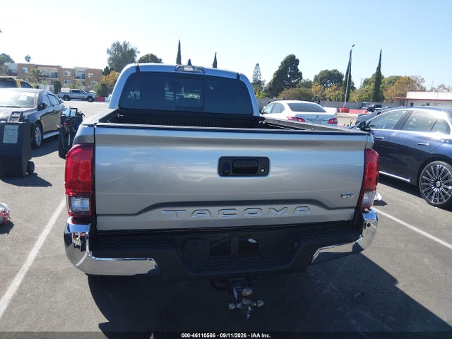 2022 TOYOTA TACOMA SR5 V6 15