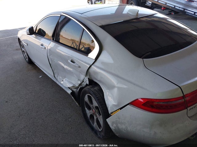 2018 JAGUAR XE 25T 14
