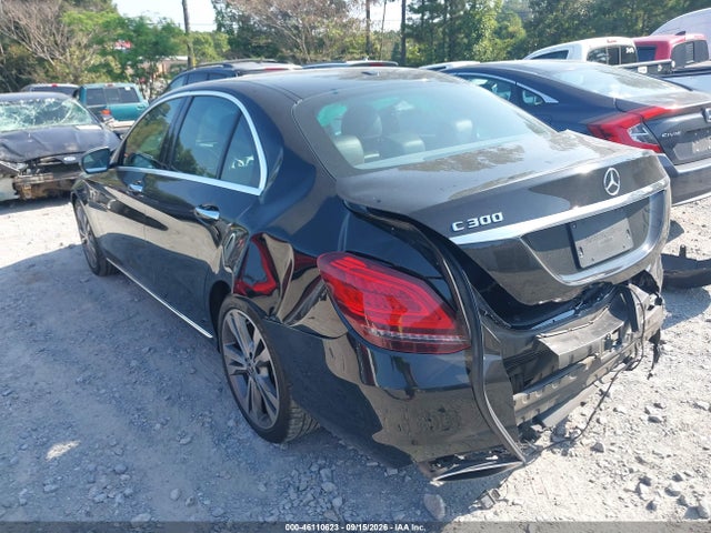 2019 MERCEDES-BENZ C 300 3
