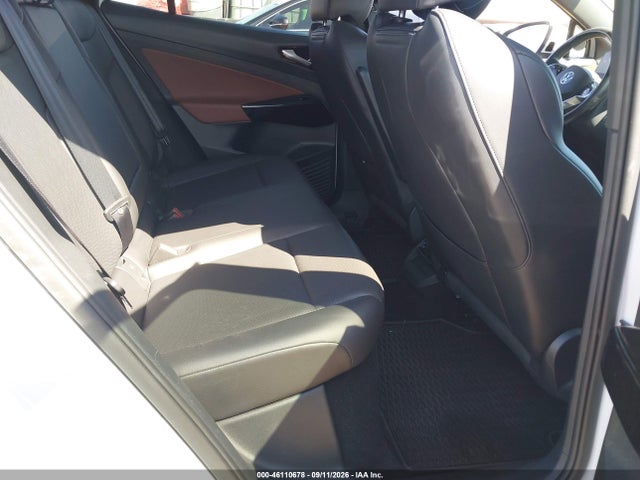 2021 VOLKSWAGEN ID.4 PRO S 8