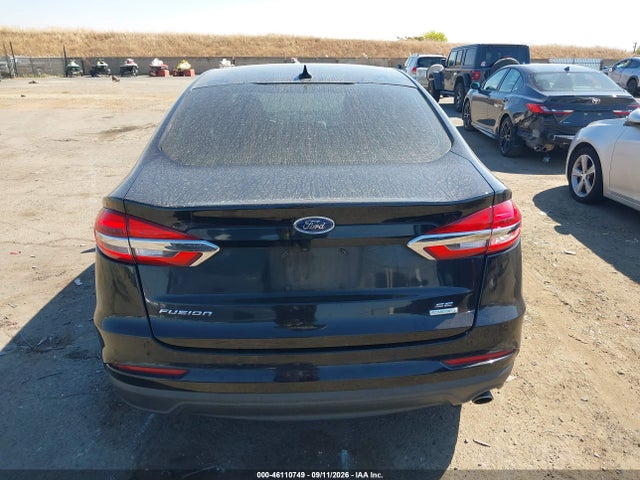 2019 FORD FUSION SE 16