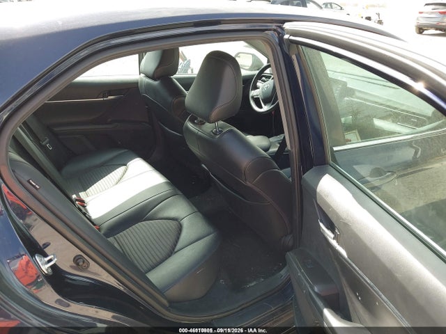 2021 TOYOTA CAMRY SE 8