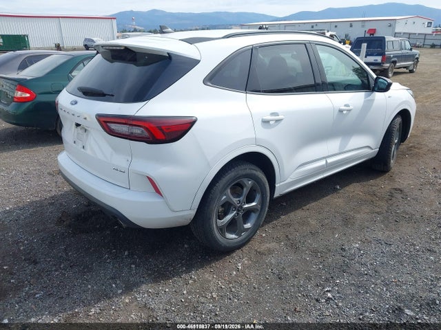 2023 FORD ESCAPE ST-LINE 4
