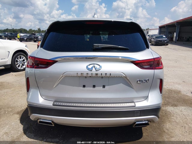 2019 INFINITI QX50 LUXE 16