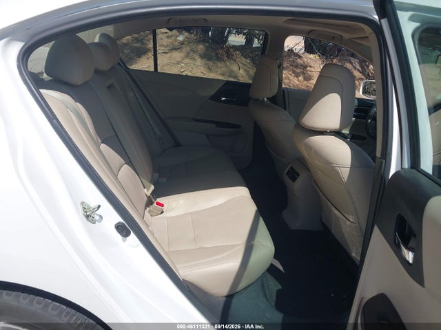 2017 HONDA ACCORD EX-L 8