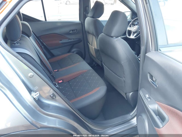 2019 NISSAN KICKS SR 8