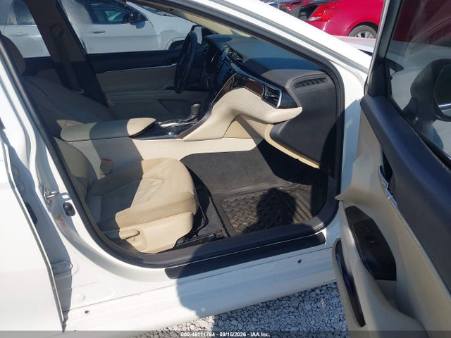 2018 TOYOTA CAMRY LE 5