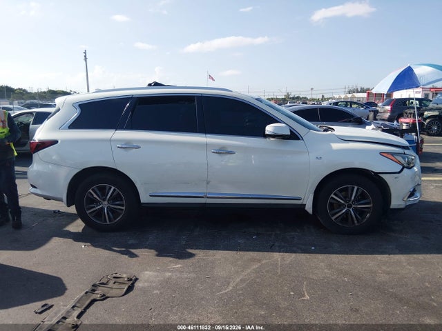2017 INFINITI QX60 12