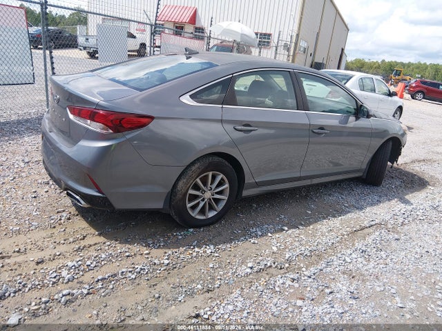 2018 HYUNDAI SONATA SE 4